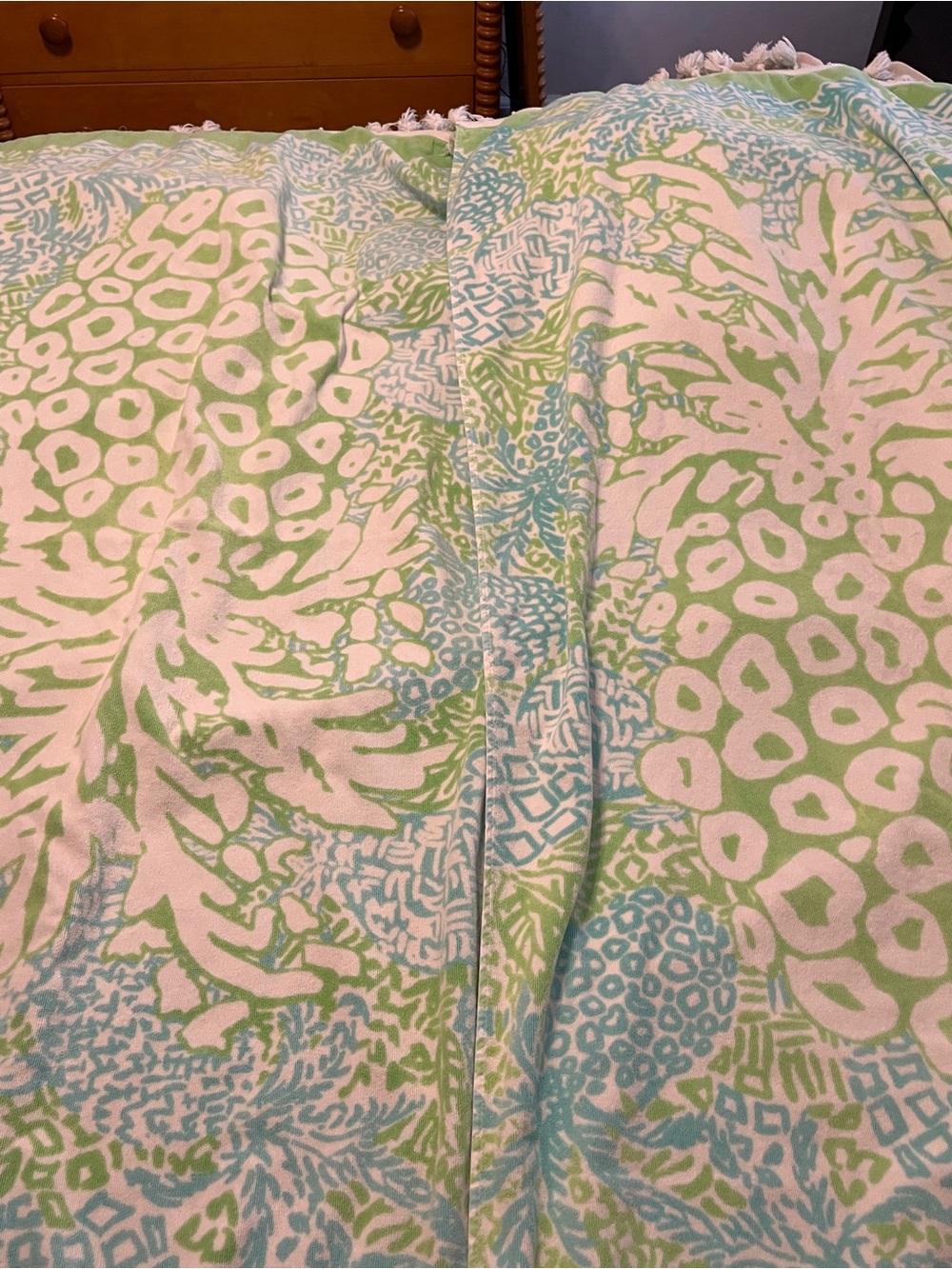 Set of 2 Lilly Pulitzer PBteen Homeslice Pineapple Beach Towels UPF 50+